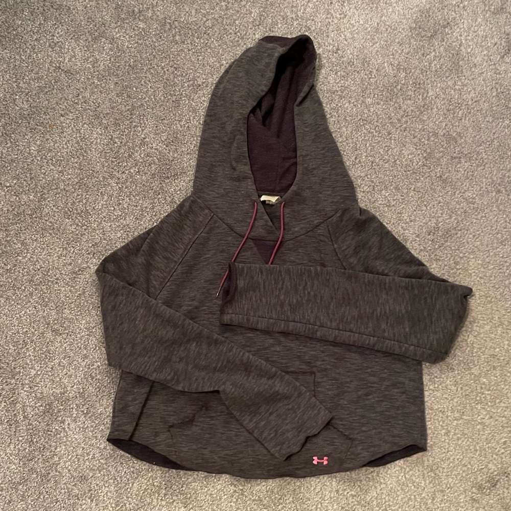 Under armor cropped sweatshirt